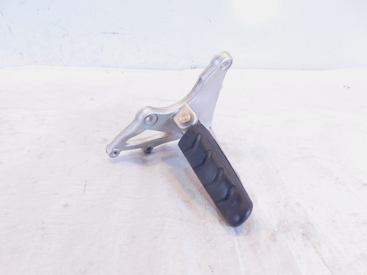 2005-2010 BMW R1200R R1200ST Front Right Footrest Foot Peg & Bracket Mount Plate - C3 Cycle