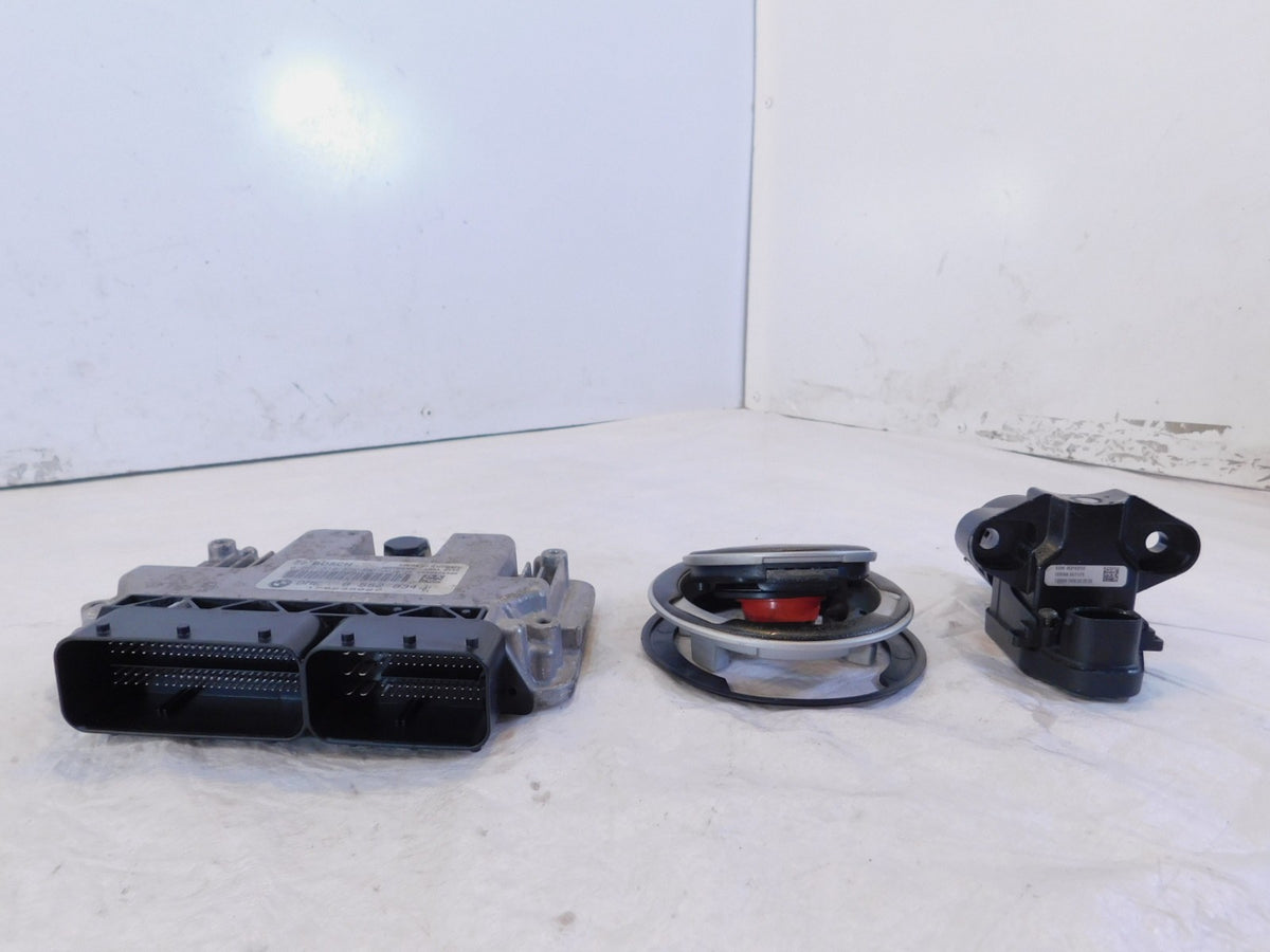 BMW S1000R & S1000RR Gas Petrol Fuel Tank Ignition Switch Lockset w/ Key - C3 Cycle