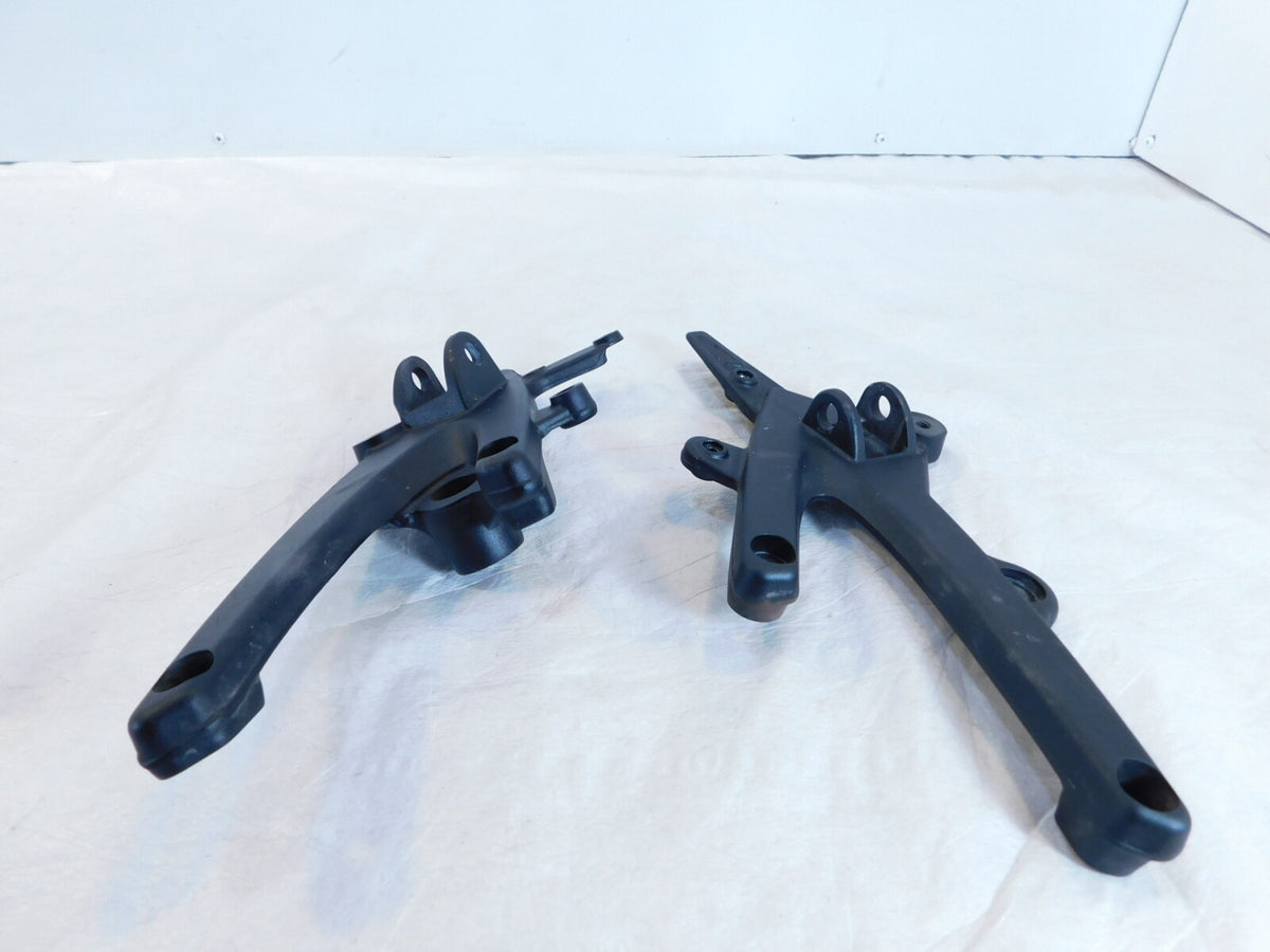 2009 & 2010 Buell 1125 1125R 1125CR Right Left Front Footrest Foot Peg Brackets - C3 Cycle