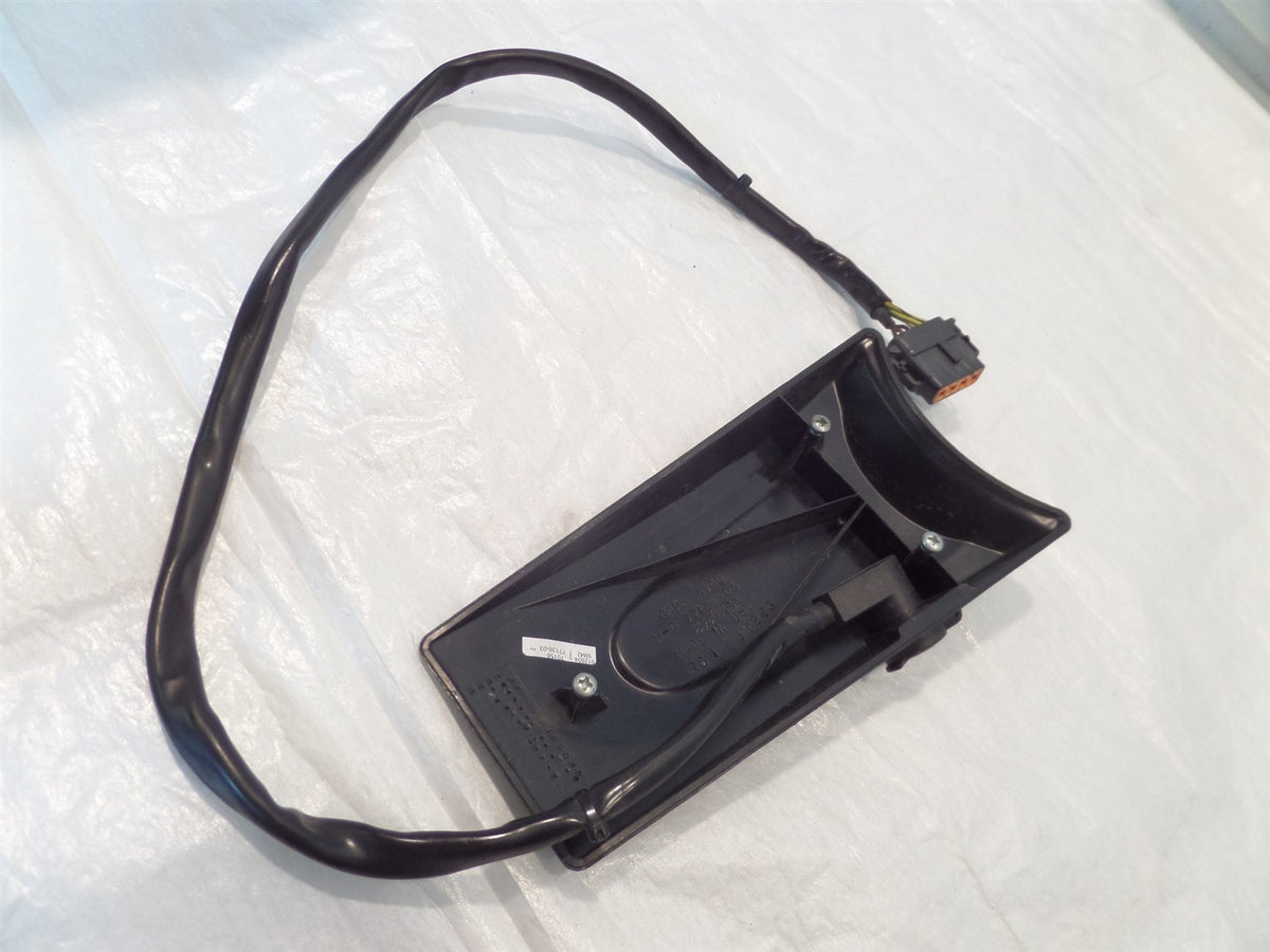 Harley Touring Electra Glide Ultra CB Radio Intercom Fuel Gas Tank Console