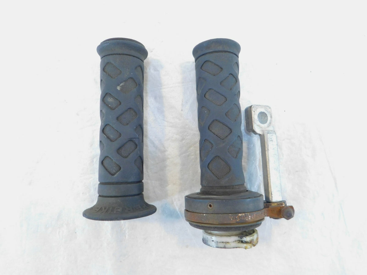 Kawasaki Ninja ZX6R ZX600 ZX-9R ZX11 ZZR600 Left/Right Handlebar Throttle Grips - C3 Cycle