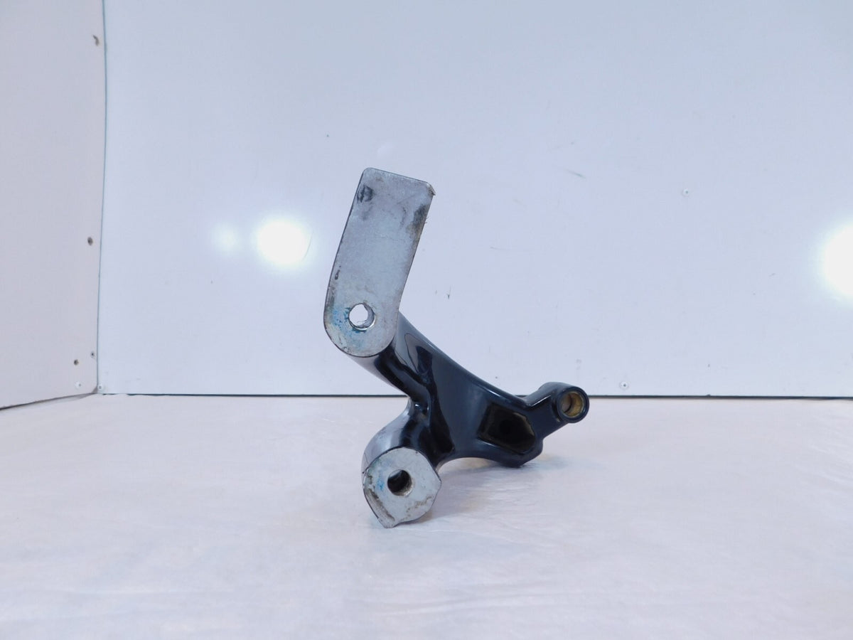 Harley Davidson Softail Fat Bob & Breakout Front Left Footpeg Footrest Bracket - C3 Cycle