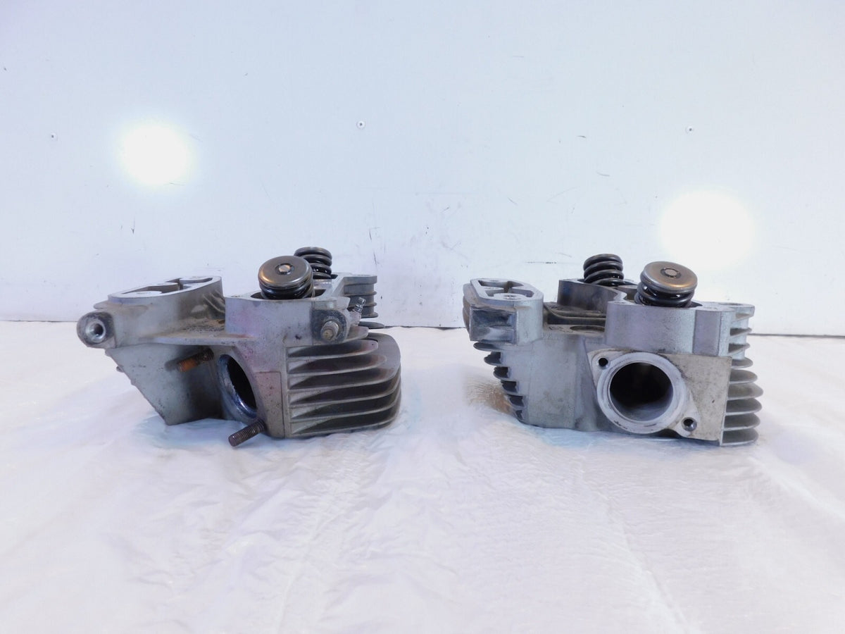 Harley Davidson Sportster 883 Engine Motor Cylinder Heads Springs & Valves - C3 Cycle