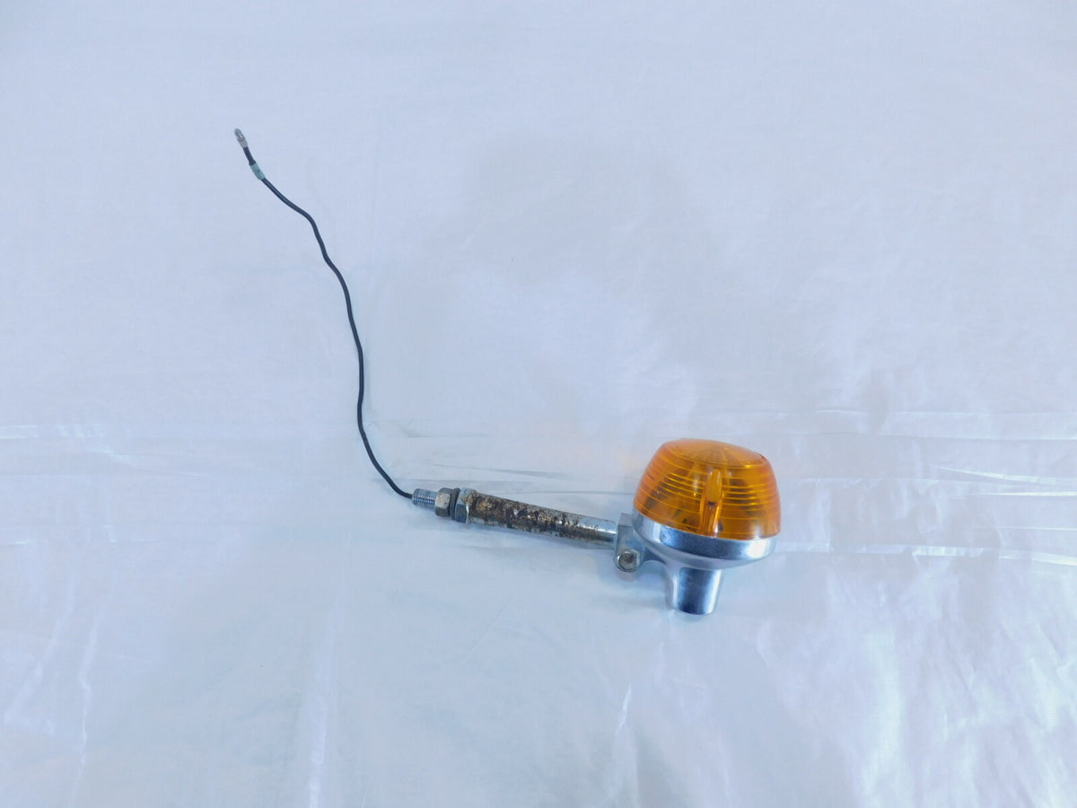 Honda CB450K6 CB450 Super Sport 450 Front Right Indicator Flasher Turn Signal - C3 Cycle