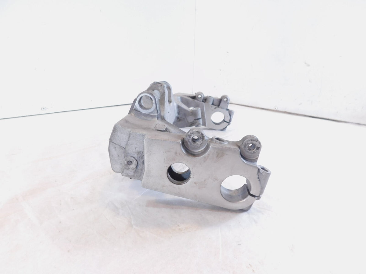 Honda CBR900RR CBR929RR FireBlade 900 929 Lower Rear Swingarm Cushion Bracket - C3 Cycle