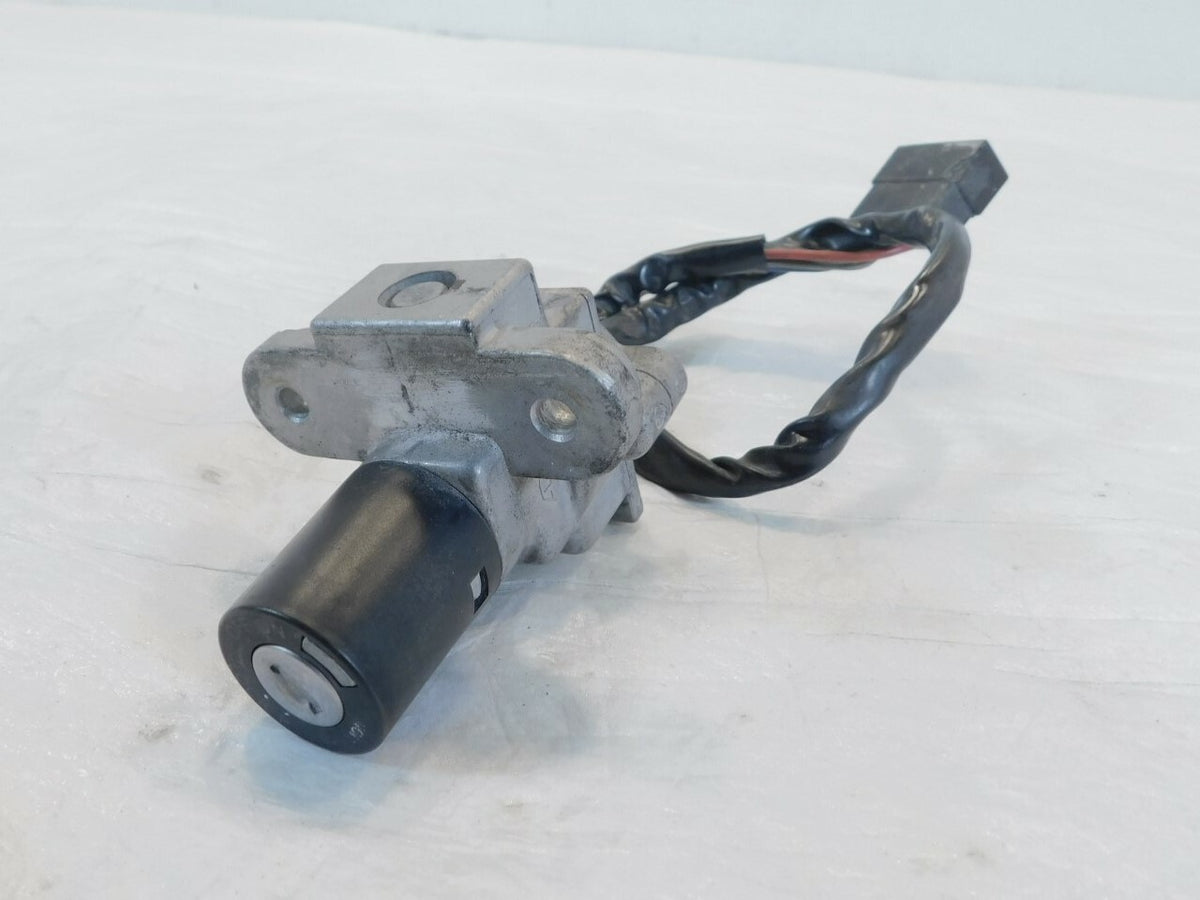 1999 Ducati Monster 900 M900 Engine Motor Ignition Starting Switch Lock - No Key - C3 Cycle