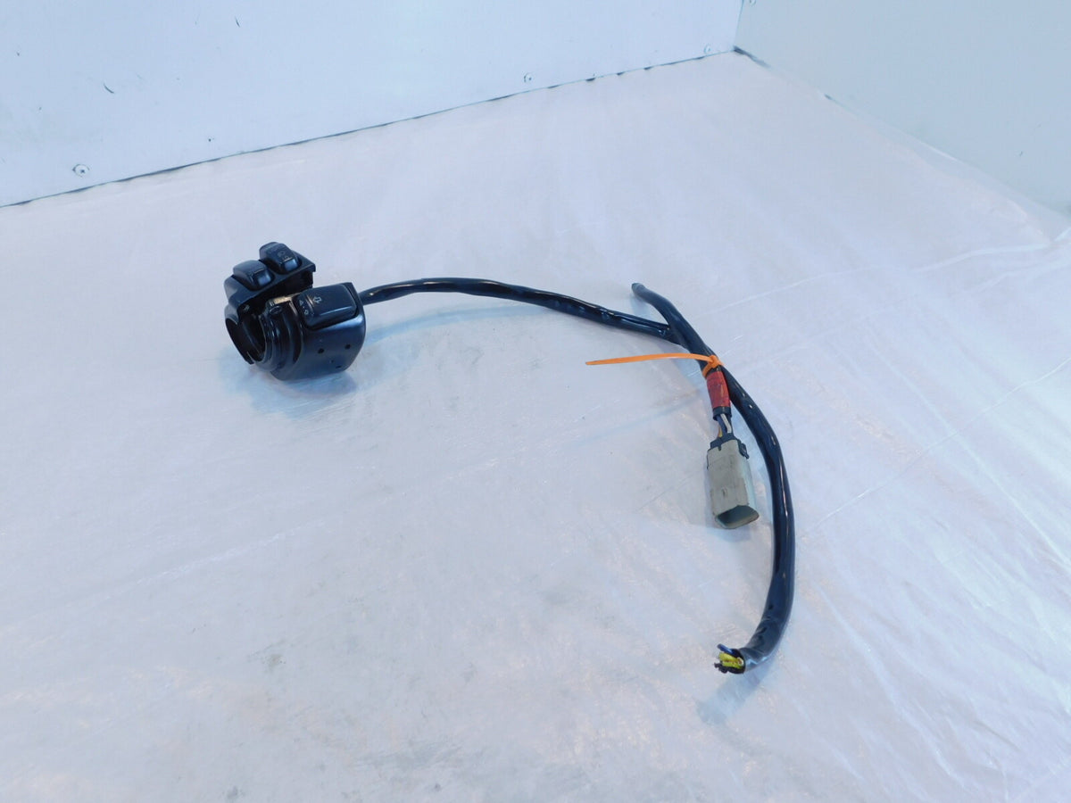 Harley Davidson Softail Dyna Sportster Left Handlebar Horn Turn Signal Switches - C3 Cycle