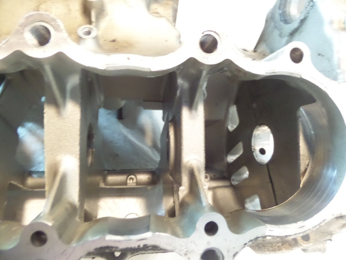 Kawasaki ZX-6R ZZR600 ZX600 OEM Engine Motor Crank Case Crankcase Set 14001-1300 - C3 Cycle
