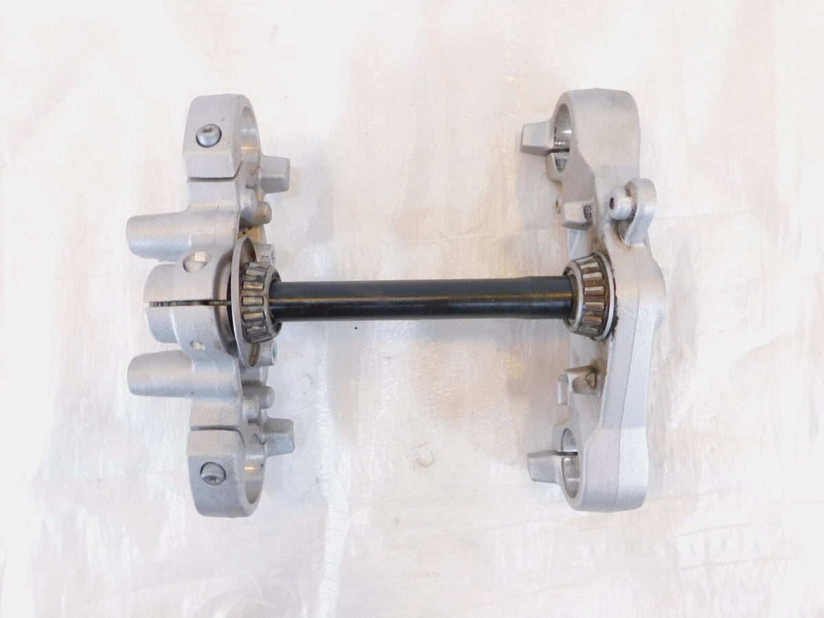 BMW F800ST Front Wheel Fork Upper & Lower Triple Trees Steering Stem Brackets - C3 Cycle