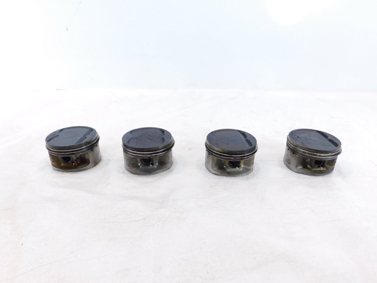 Yamaha Royal Star Tour Deluxe Venture XVZ13 Engine Motor Cylinder Barrel Pistons