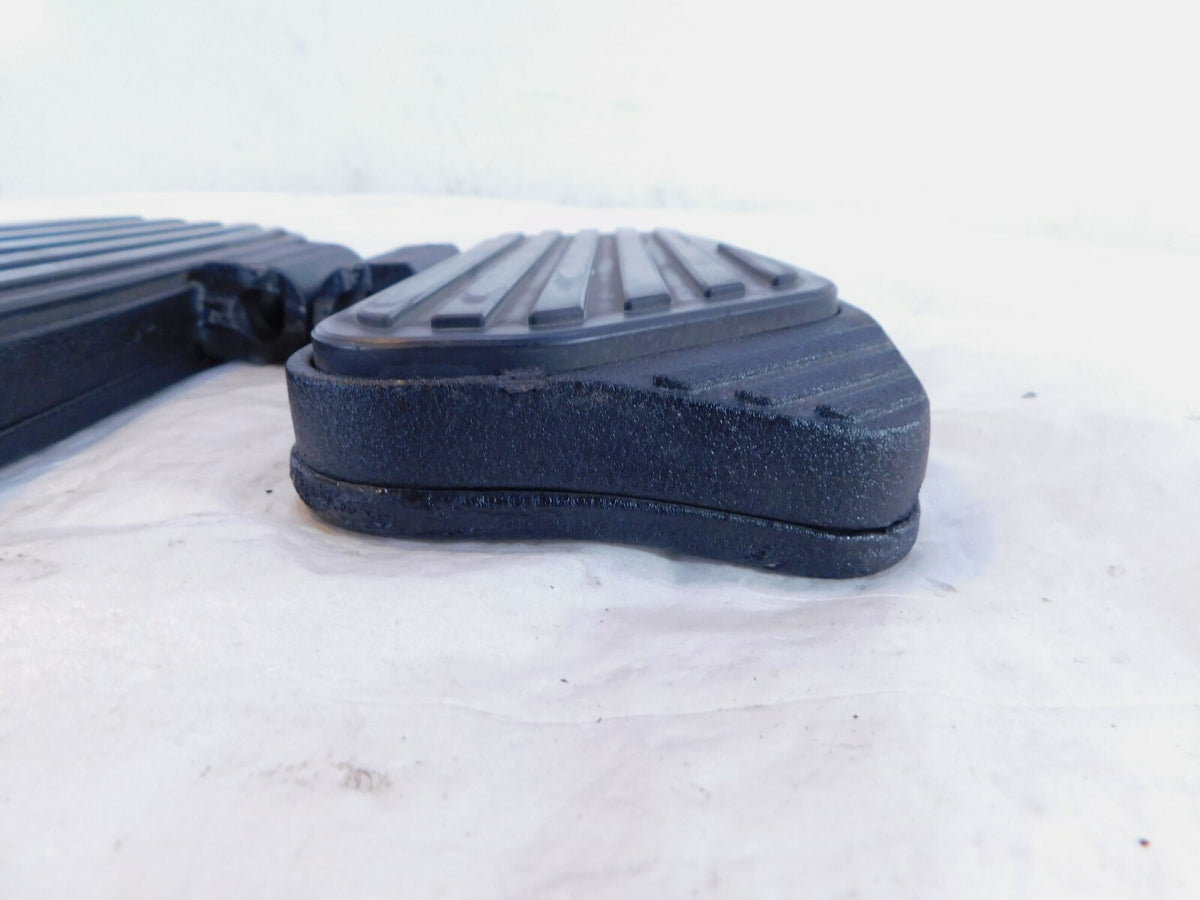Kawasaki Vulcan 1500 Nomad Fi Left/Right Rear Passenger Footrest Footboards - C3 Cycle