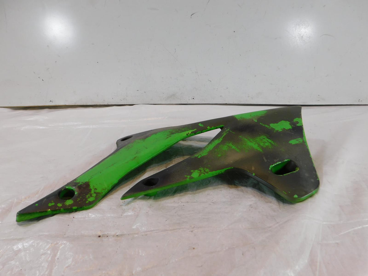 2006 06 Kawasaki KLX250S 250 Right Side Radiator Grill Intake Duct Shroud Cover - C3 Cycle