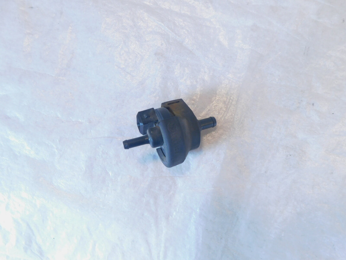 BMW R1100R R1100RT R1100RS R1100GS R850R Gas Petrol Fuel Tank Breather Valve - C3 Cycle
