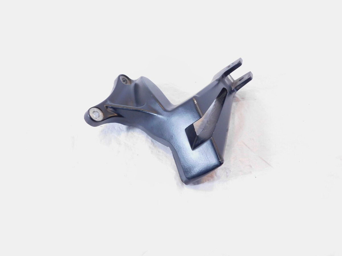 2013-2017 13-17 Victory Judge Rear Left Passenger Footpeg Footrest Mount Bracket - C3 Cycle