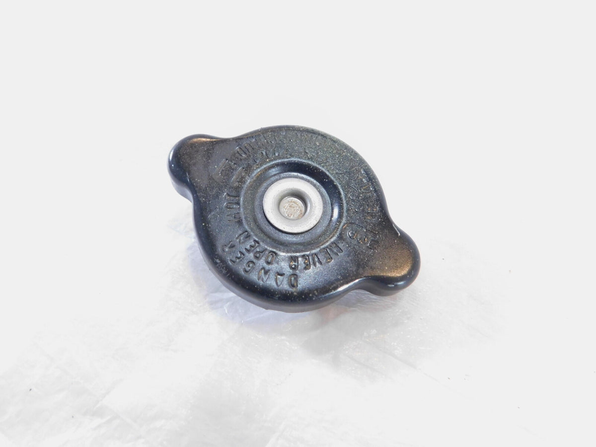 Kawasaki Vulcan VN900 KLR650 650 Engine Motor Water Coolant Radiator Filler Cap
