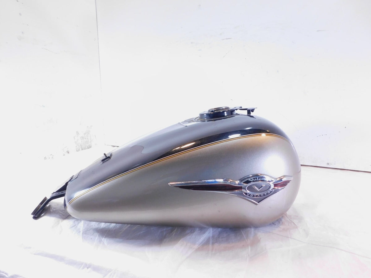 2009 09 Kawasaki Vulcan 1700 Voyager VN1700 Petrol Fuel Gas Tank Reservoir - C3 Cycle
