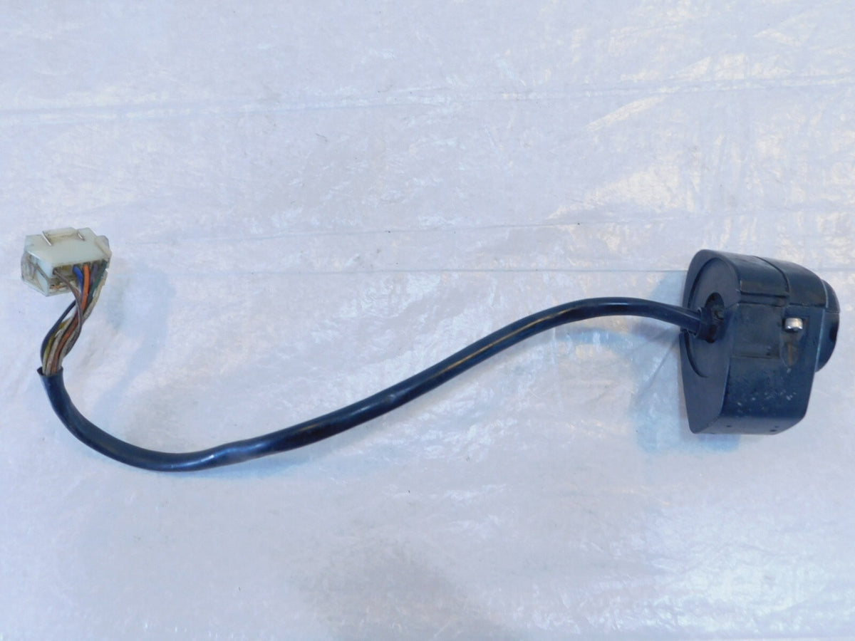 Harley Davidson Electra Glide Ultra Classic Left Handlebar Radio Volume Switches