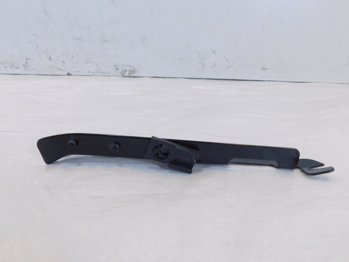 Harley Davidson Electra & Street Glide Front Inner Fairing Right Support Bracket - C3 Cycle