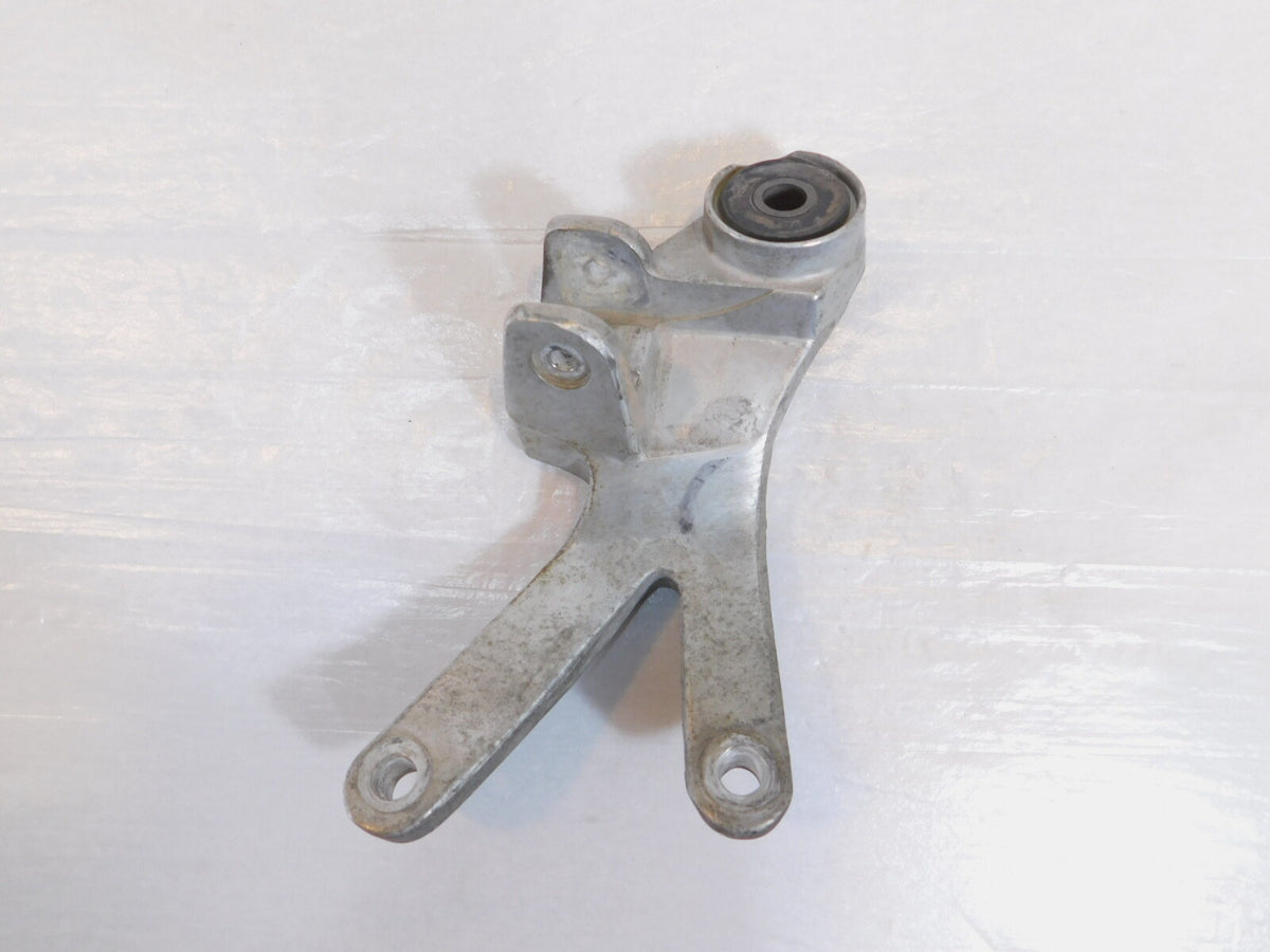 1989-1995 Yamaha FZR1000 Rear Right Passenger Footpeg Footrest Peg Mount Bracket - C3 Cycle