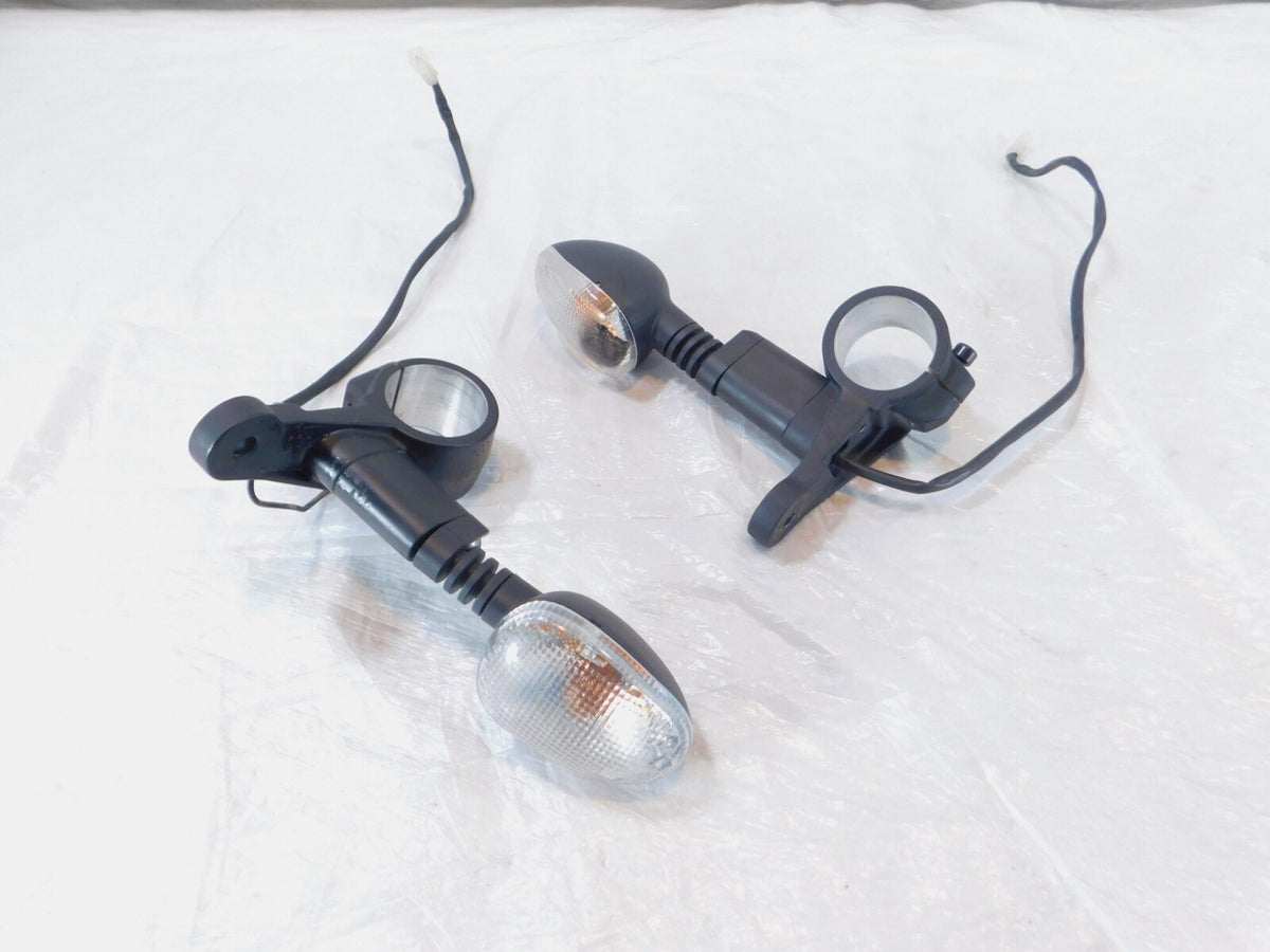 Pair Moto Guzzi Special 750 V7 III & V9 850 Front Turn Signal Indicator Lights - C3 Cycle