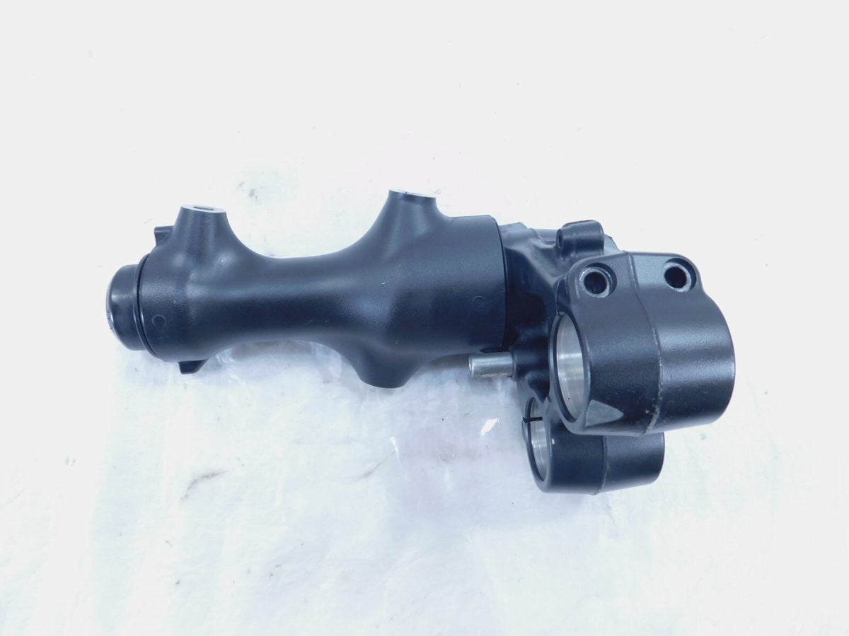 2019-2020 Yamaha Niken /GT MTX9 Right Fork Triple Tree Under Lower Bracket Clamp - C3 Cycle