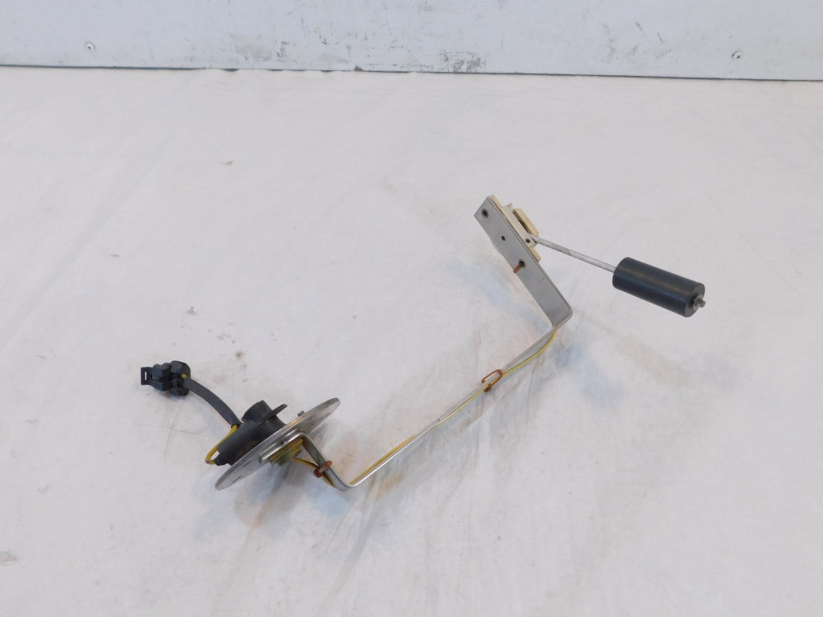 2000 2001 Victory Deluxe & Standard V92 Cruiser Fuel Gas Petrol Tank Level Gauge - C3 Cycle