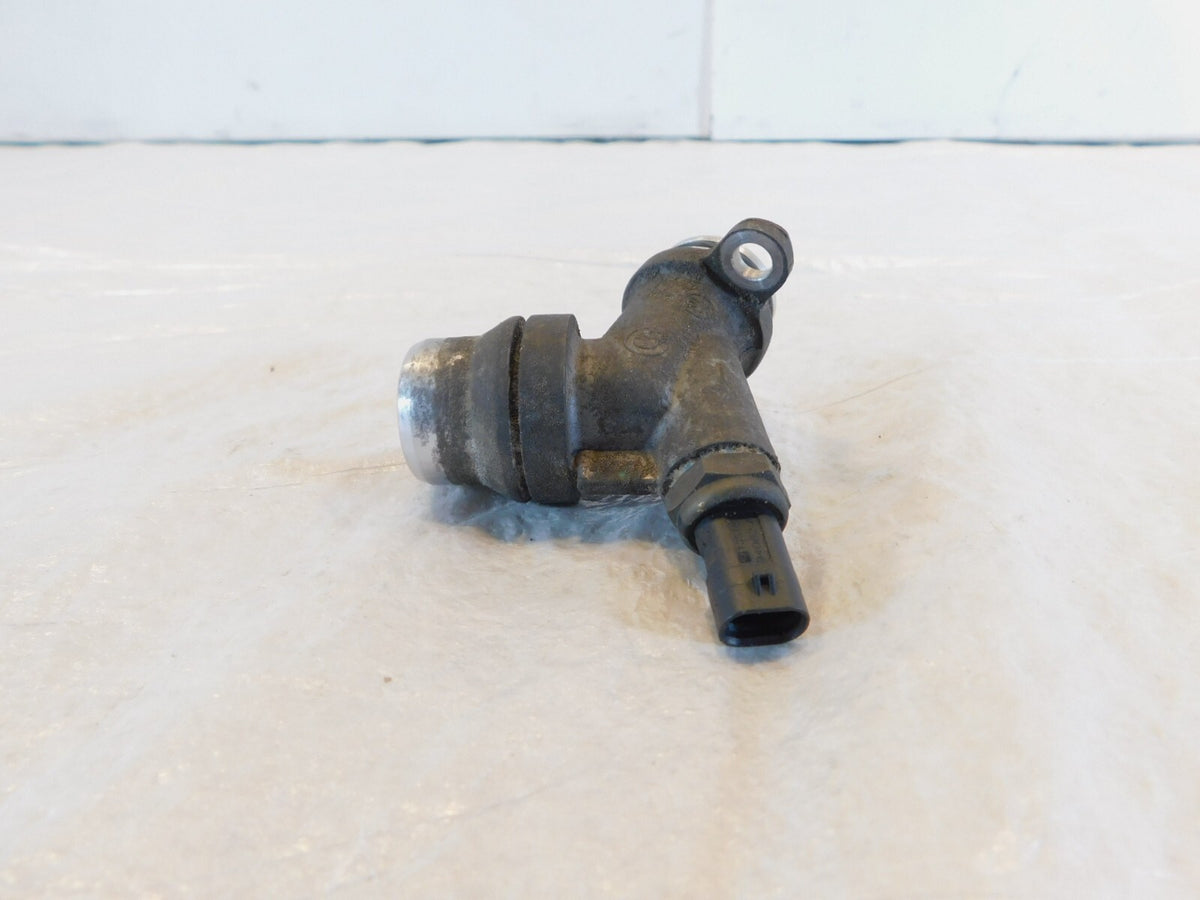 BMW R1200GS R1200R R1250 R1250R Water Temp Temperature Sensor Coolant Pipe Joint - C3 Cycle