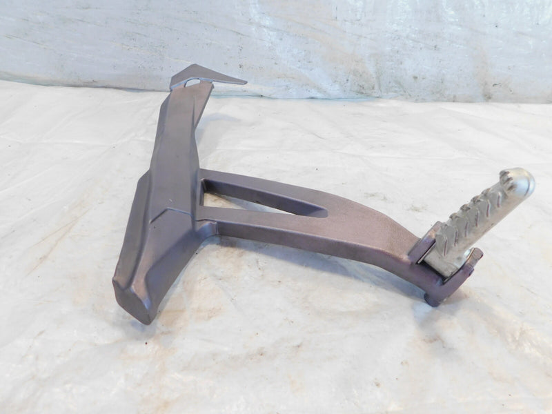 01-04 Aprilia RST1000 RST 1000 Futura Right Rear Footpeg Footrest Holder Bracket