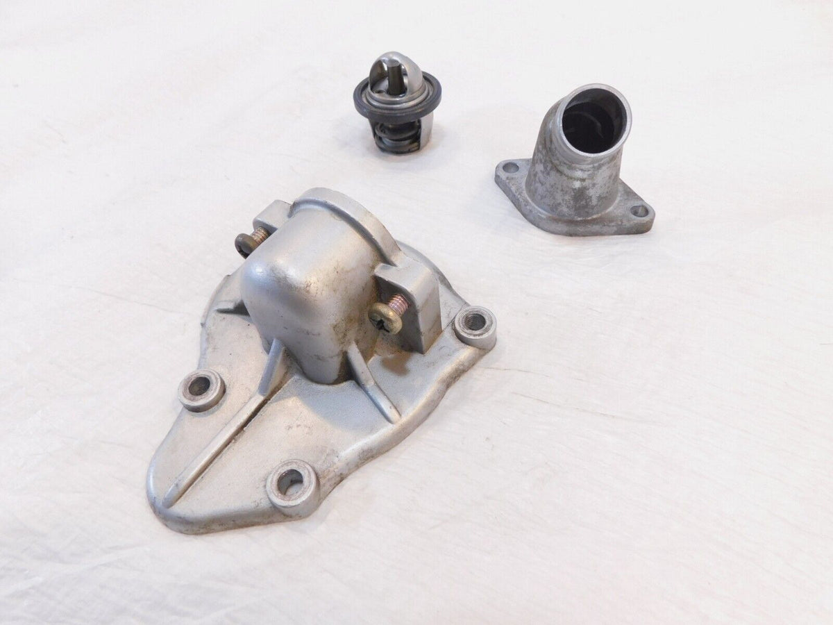 Suzuki Intruder 700 750 800 Boulevard S50 Water Pump Cover Thermostat & Housing
