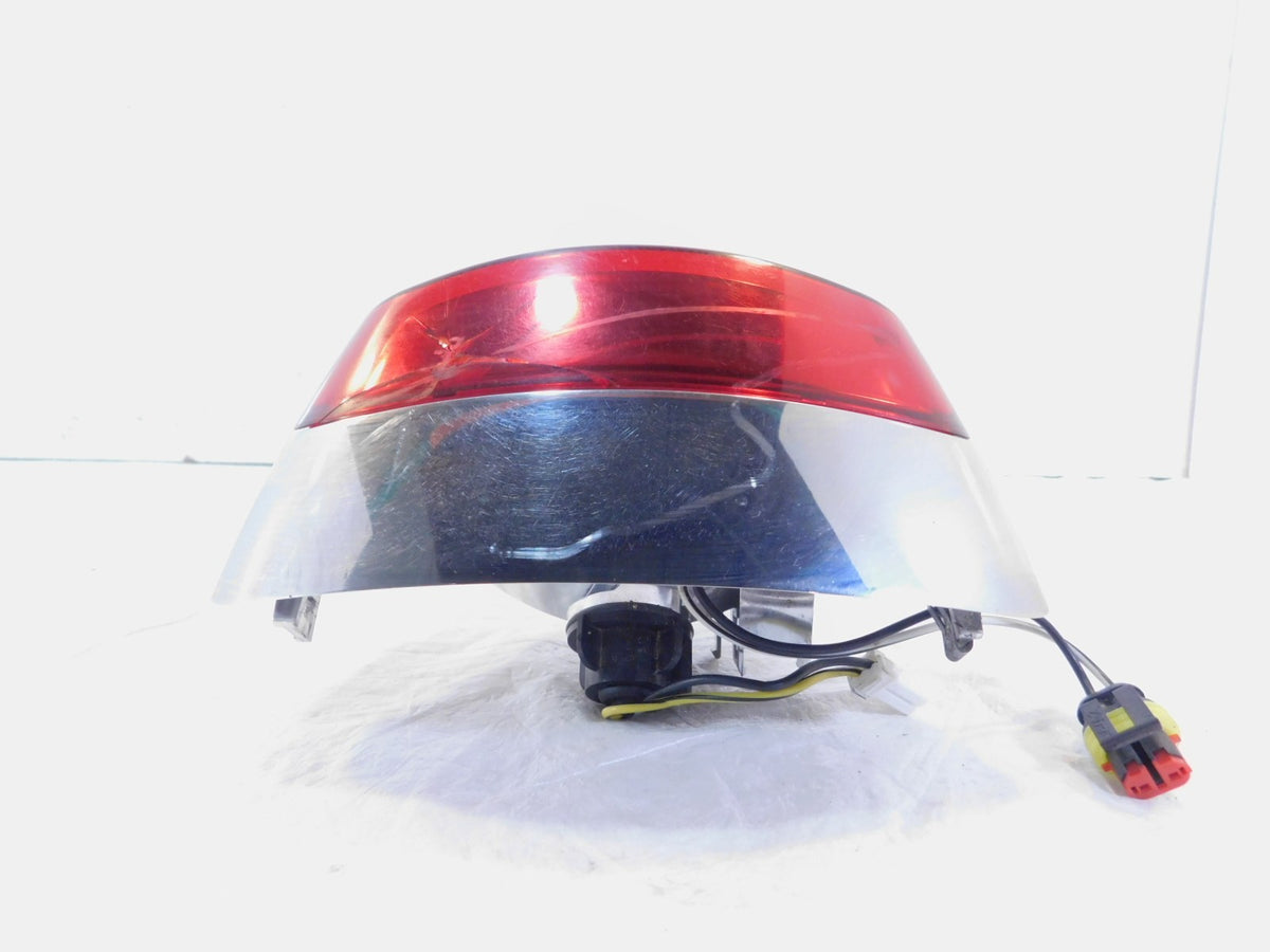Piaggio Vespa Primavera Sprint 50 125 150 Elettrica Rear Lamp Taillight Light - C3 Cycle