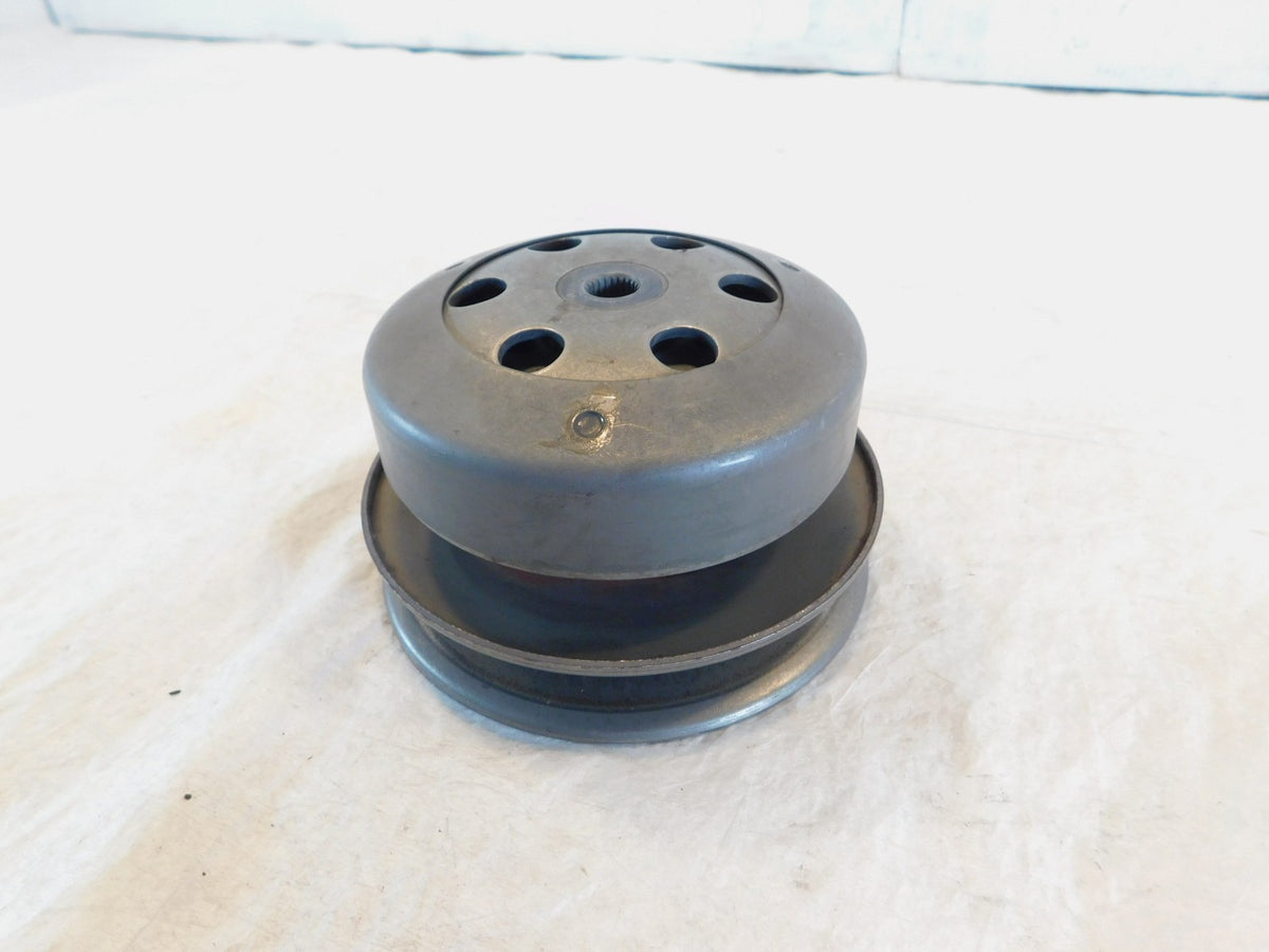 Piaggio Vespa Primavera & Sprint 50 S LX LXV Engine Secondary Drive Clutch - C3 Cycle