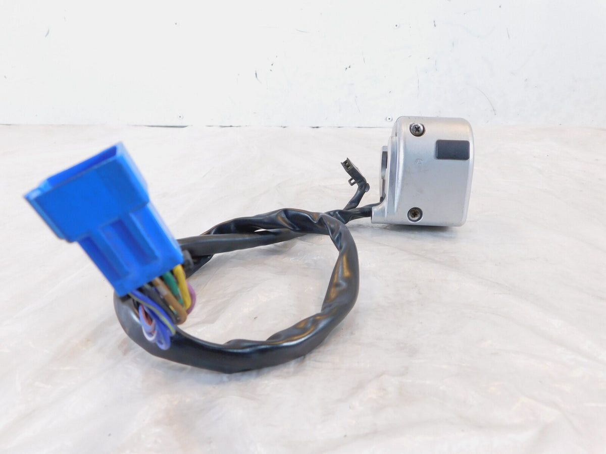 2005-2007 Victory Kingpin Vegas Left Handlebar Horn & Turn Signal Switch Buttons - C3 Cycle