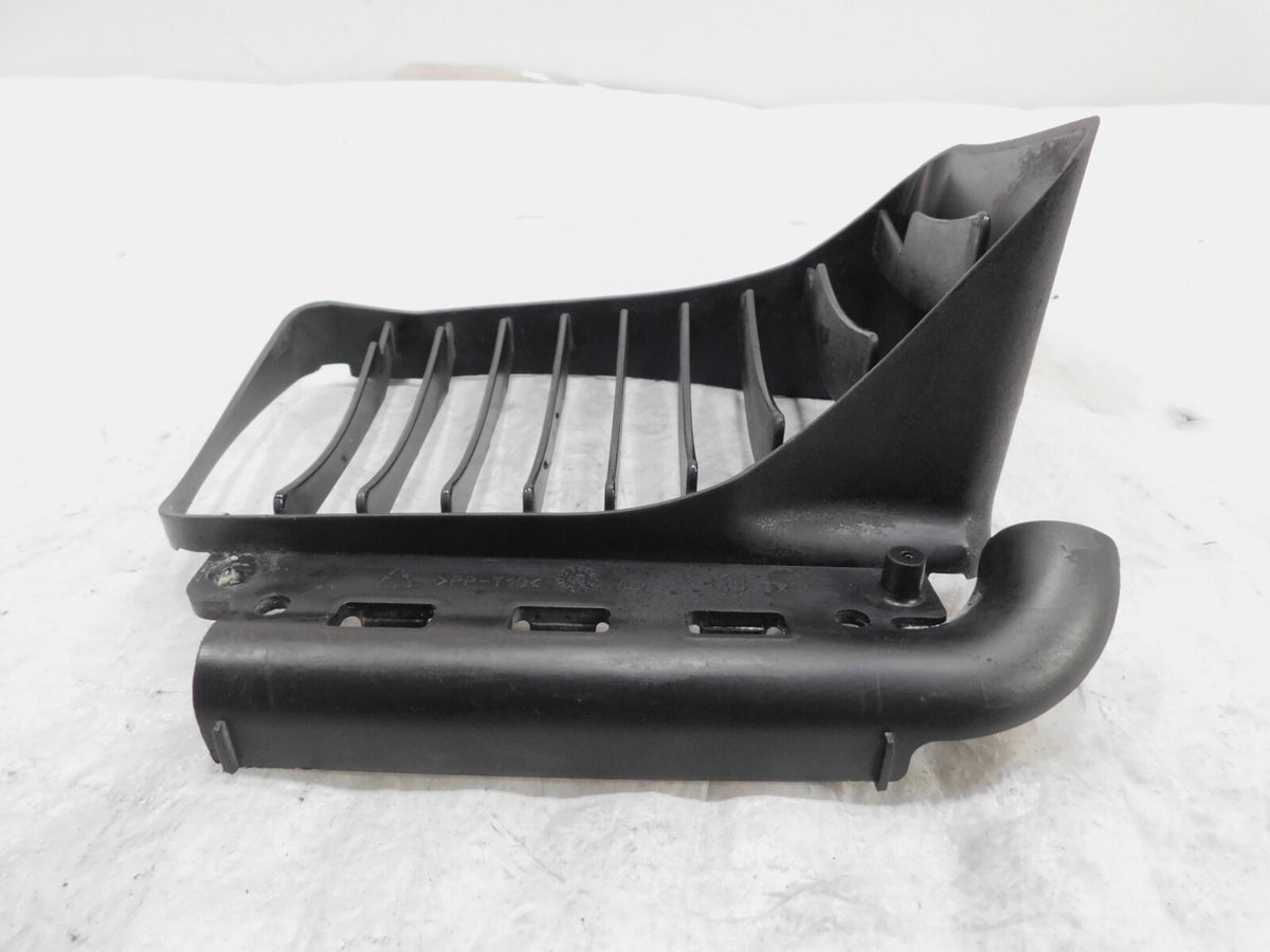 Vespa Granturismo 125 200 GT GTV Right Oil Cooling Coolant Radiator Cover Grill - C3 Cycle