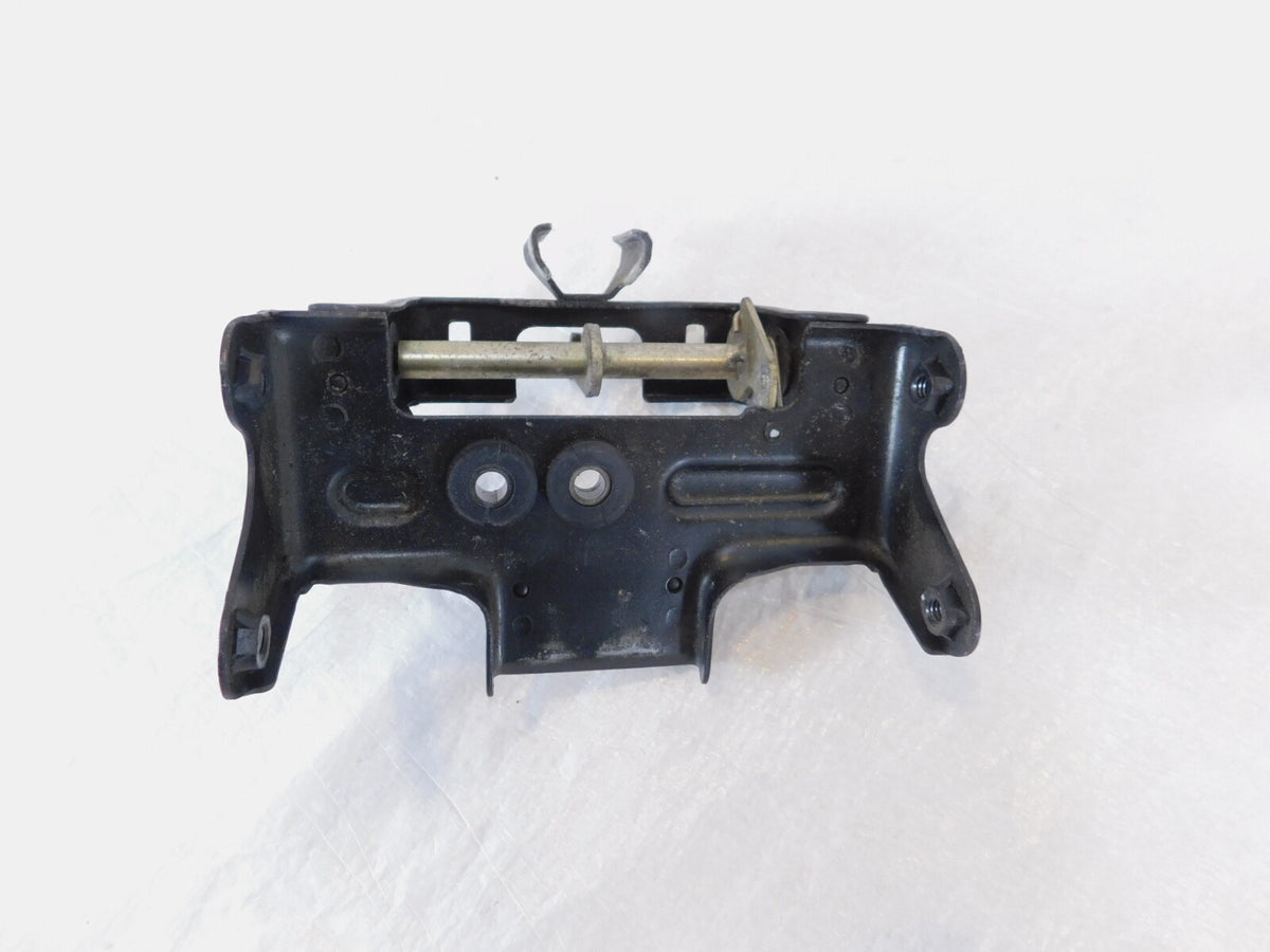 Yamaha V-Max 1200 VMX12 Air Cleaner Airbox Cover Latch Seat Saddle Bracket Mount - C3 Cycle