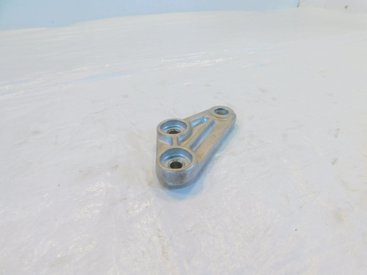 Triumph Daytona 955 955i & Speed Triple 1050 Cylinder Head Engine Motor Mount