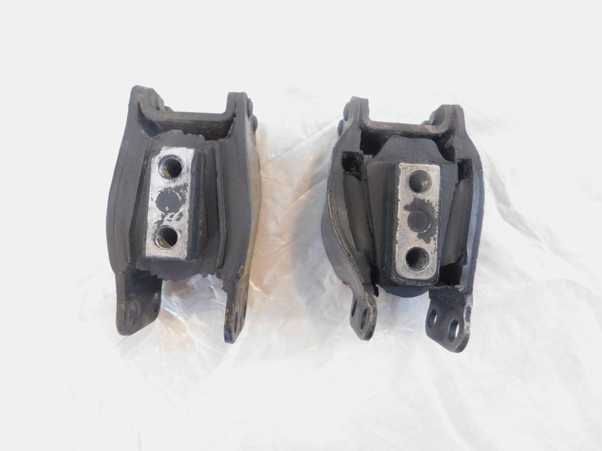 Harley Davidson Dyna Wide Glide & Street & Fat Bob Engine Motor Mount Isolators - C3 Cycle