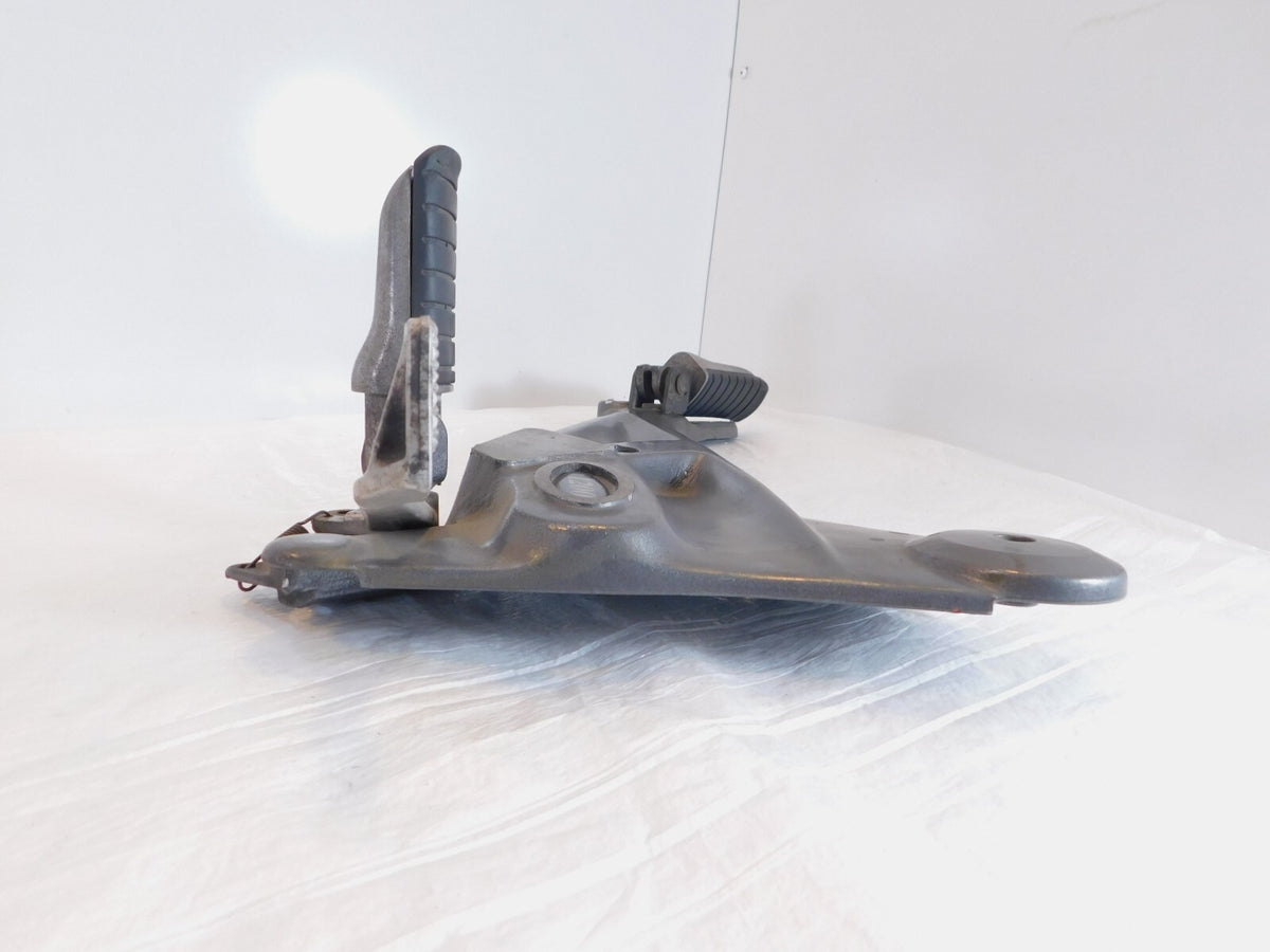 1996-2003 Triumph Trophy 900 1200 Right Footrest Foot Pegs & Bracket Mount - C3 Cycle