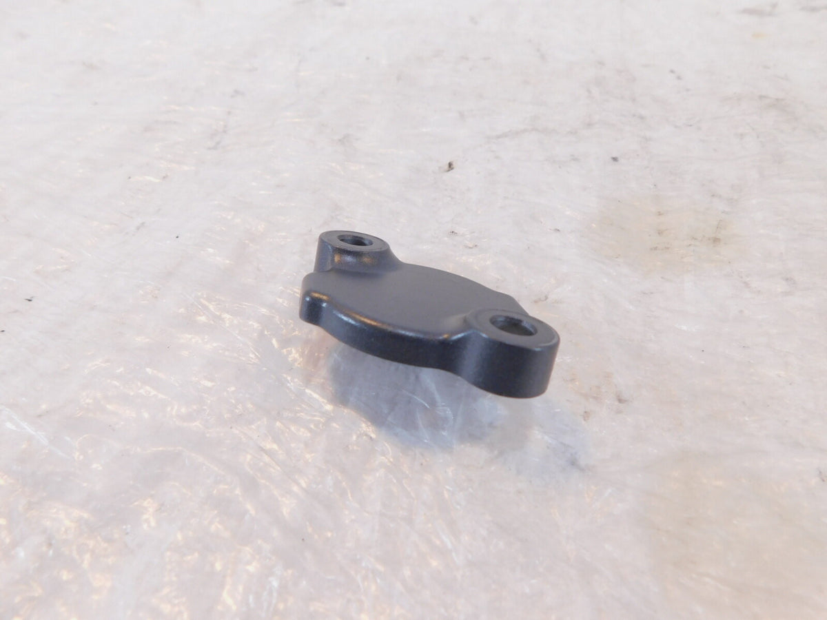 Yamaha MT-07 MT07 & YZFR7 YZF-R7 R7 Engine Motor Crankcase Oil Pump Cover