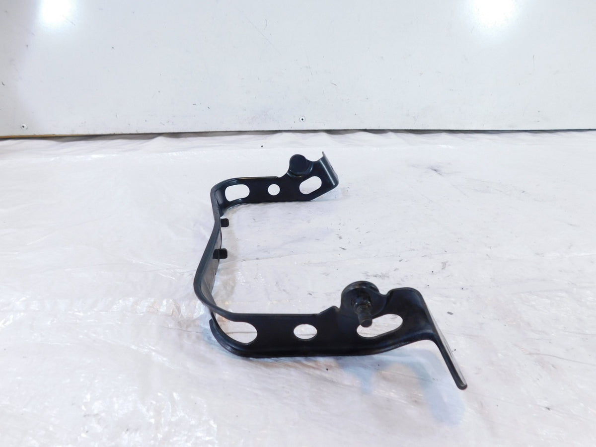 Honda GL1800 Goldwing 1800 Top Gas Fuel Petrol Tank Cover Fairing Mount Bracket - C3 Cycle