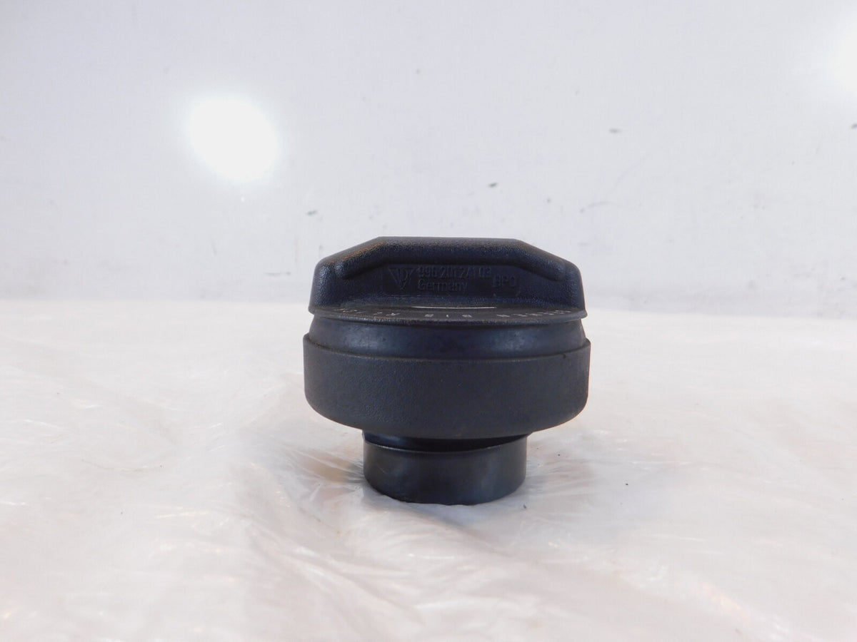 Porsche 911 996 Boxster 986 & Cayman Fuel Gas Petrol Tank Cover Lid Screw Cap - C3 Cycle