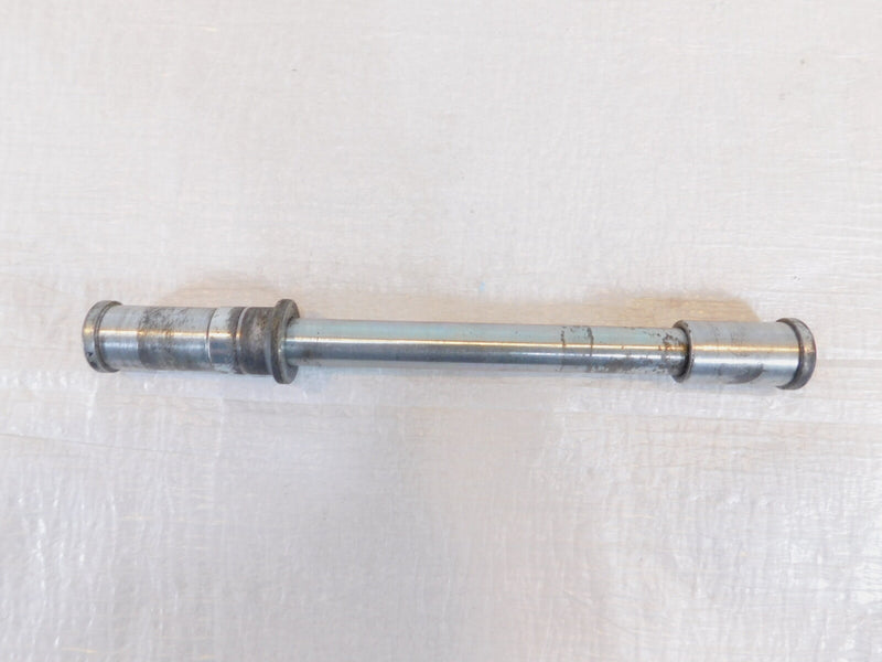 Kawasaki GPz1100 ZX1100 ZR-7S ZR750 ZR1100 Concours Front Wheel Axle Bolt Shaft