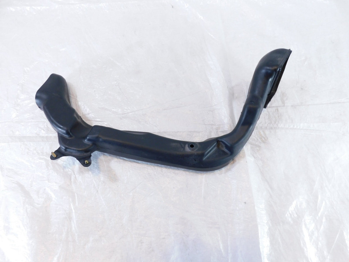 2001-2005 Honda GL1800 Goldwing 1800 Left Fairing Air Intake Duct Tube Pipe - C3 Cycle