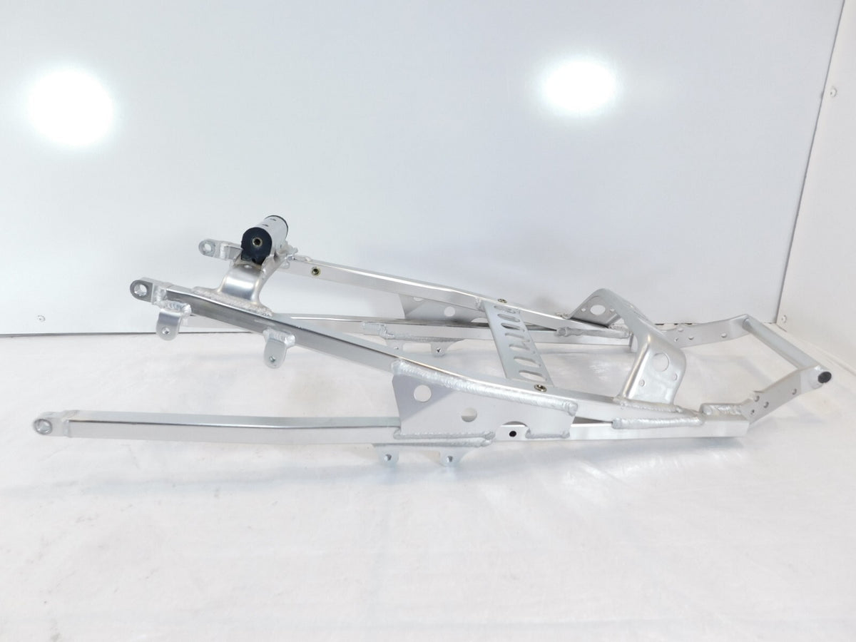 1999 2000 2001 2002 Yamaha YZFR6 YZF R6 Rear Back Tail Section Seat Subframe - C3 Cycle