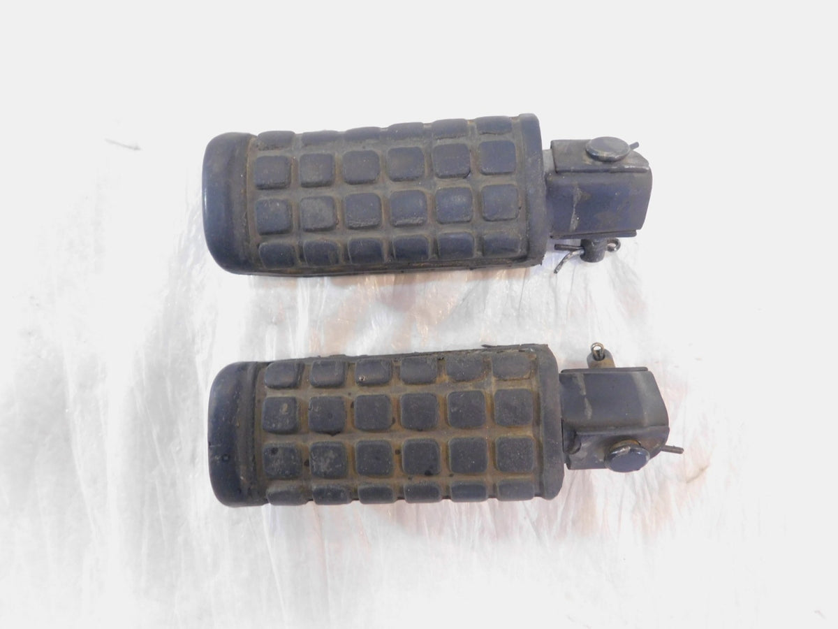 1982-1983 Yamaha XJ750 Maxim 750 Front Left Right Main Rider Footrest Foot Pegs - C3 Cycle