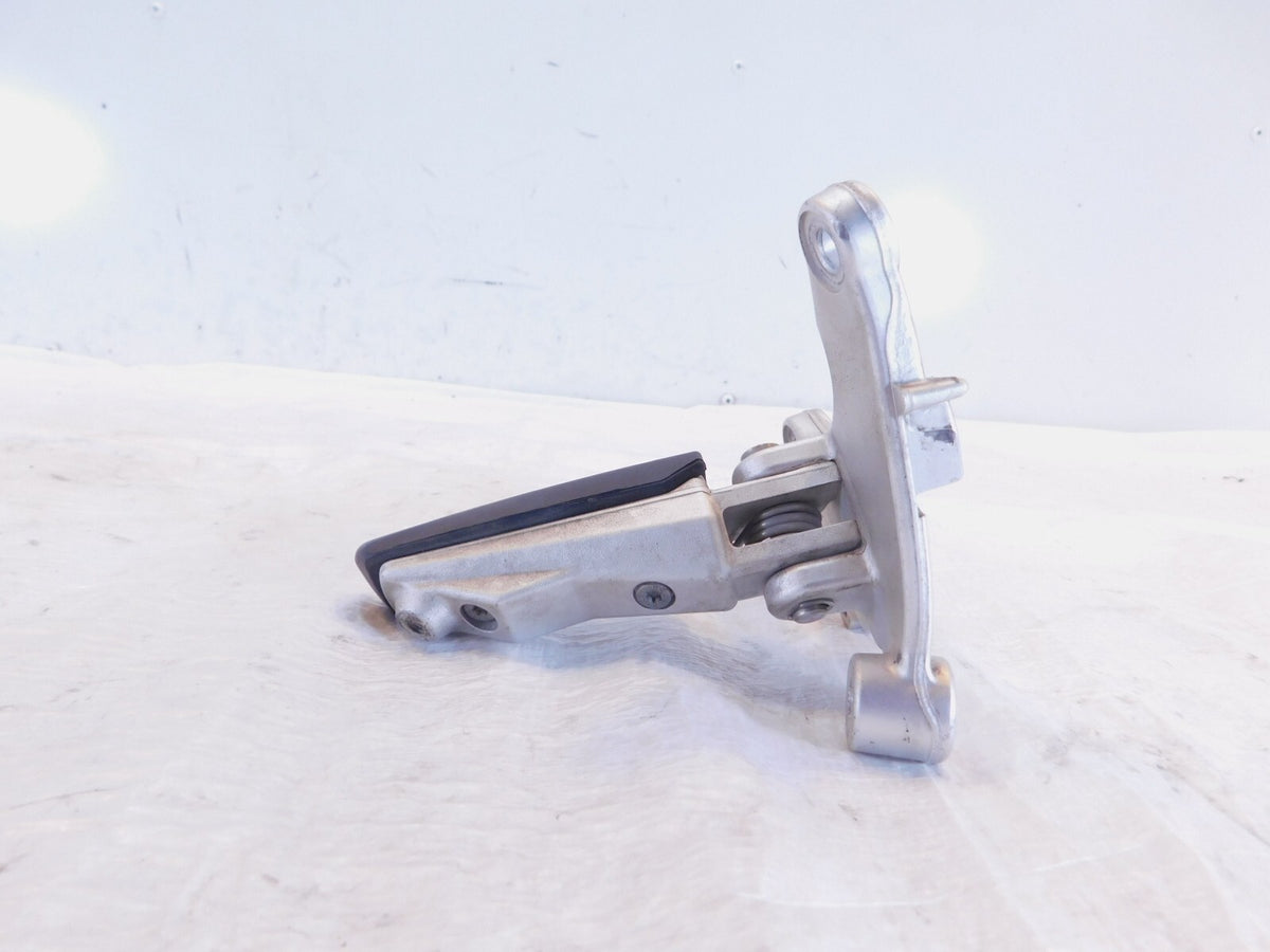 2005-2010 BMW R1200R R1200ST Front Right Footrest Foot Peg & Bracket Mount Plate - C3 Cycle