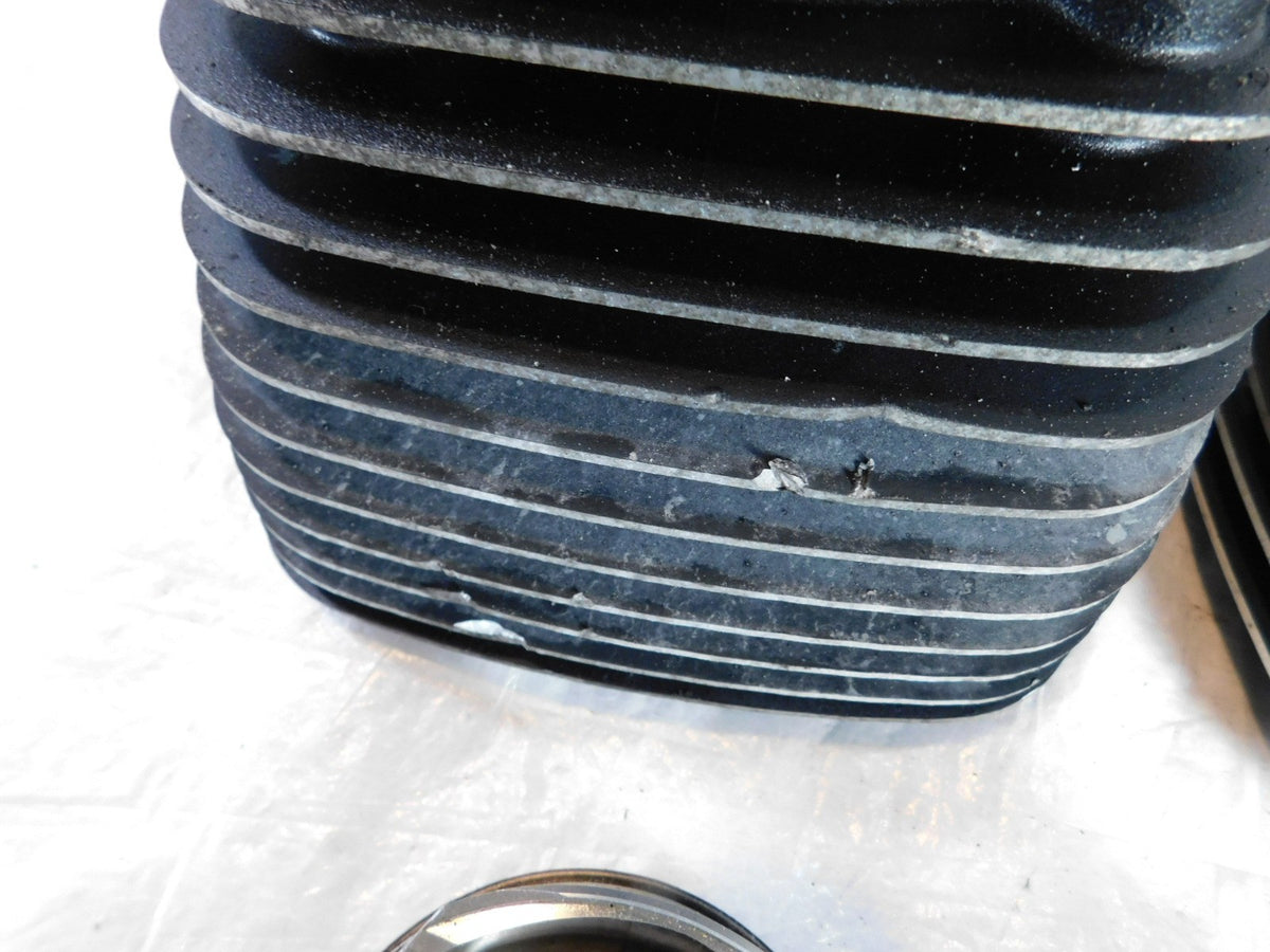Harley Davidson Twin Cam Touring Dyna & Softail Engine Pistons & Black Cylinders