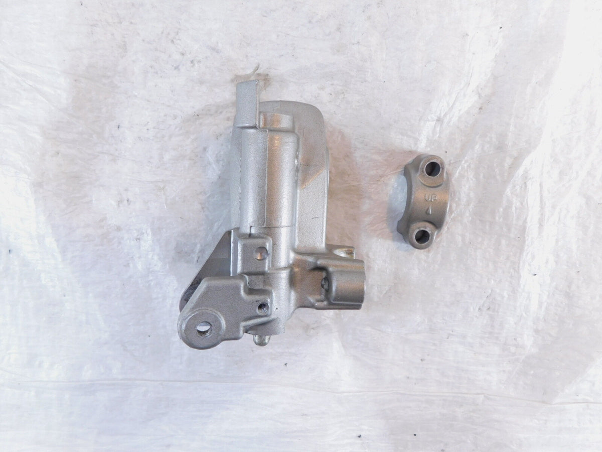 2004-2007 Honda 1300 ST1300 ST1300A ABS Front Brake Master Cylinder -For Parts