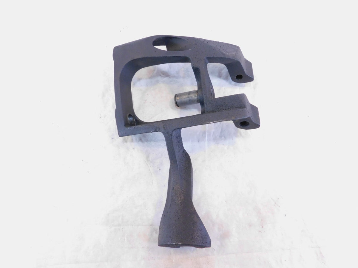 Indian Chief Chieftain & Roadmaster Right Floorboard Footboard Support Bracket - C3 Cycle