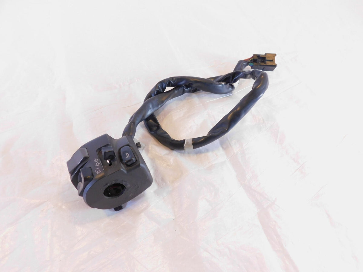 2008-2009 Kawasaki Concours 14 ABS OEM Left Side Handle Bar Light Horn Switch - C3 Cycle