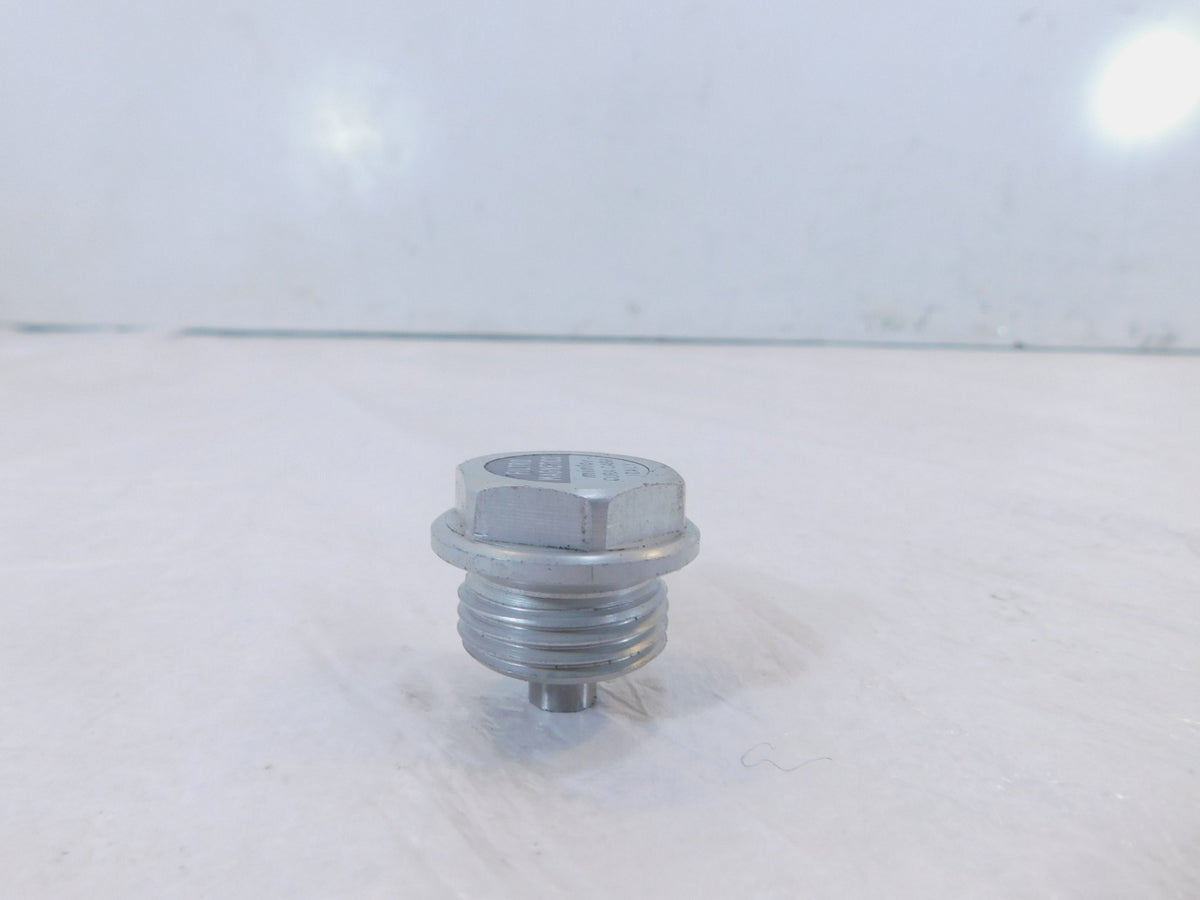 BMW F650GS Dakar G650GS Engine Motor Crankcase Oil Drain Magnetic Screw Cap Plug - C3 Cycle
